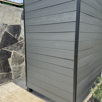 Finished outdoor wall and construction project by Minnis Builders Co.